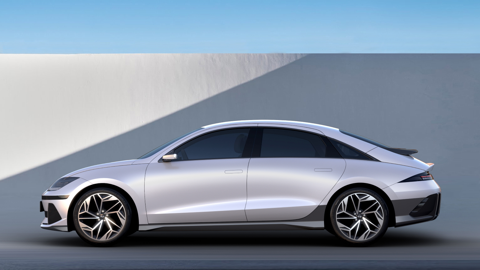 Ioniq 6 side