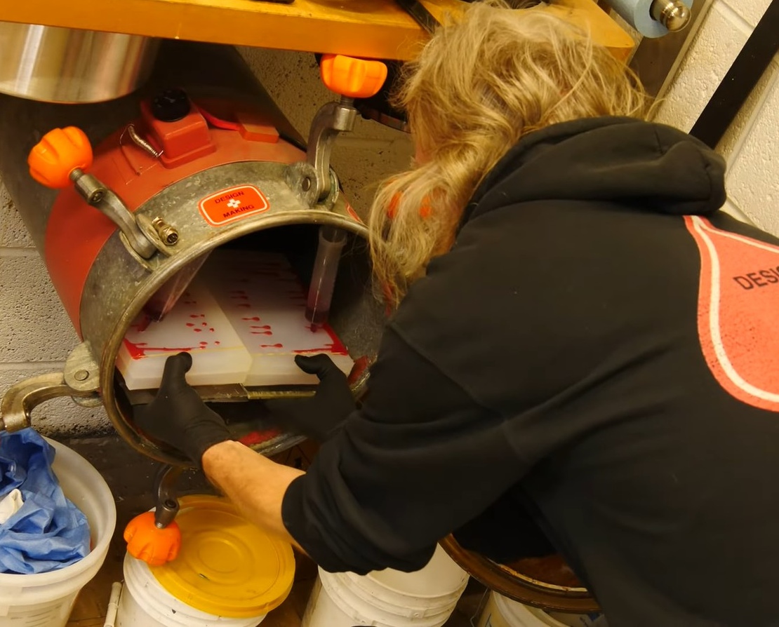 Resin Casting Jag Brake Lights With 2 Part 3d Printed Splitter Board 13 3 Screenshot