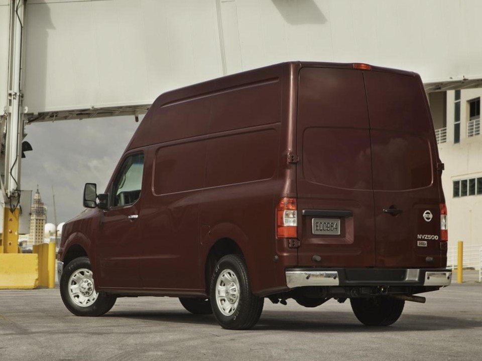 Wallpapers Nissan Nv 2010 3